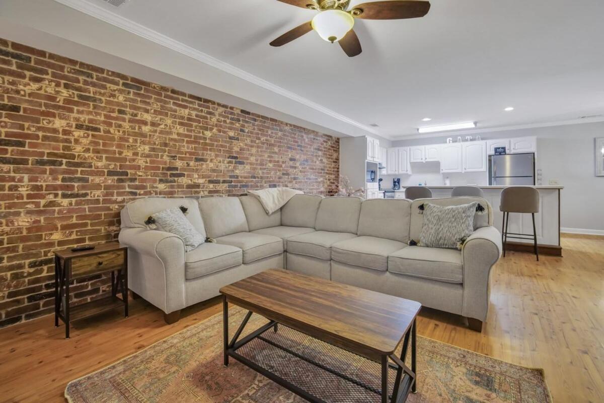 Freedom'S Flight - The Post Lofts Apartment สเตทส์โบโร ภายนอก รูปภาพ